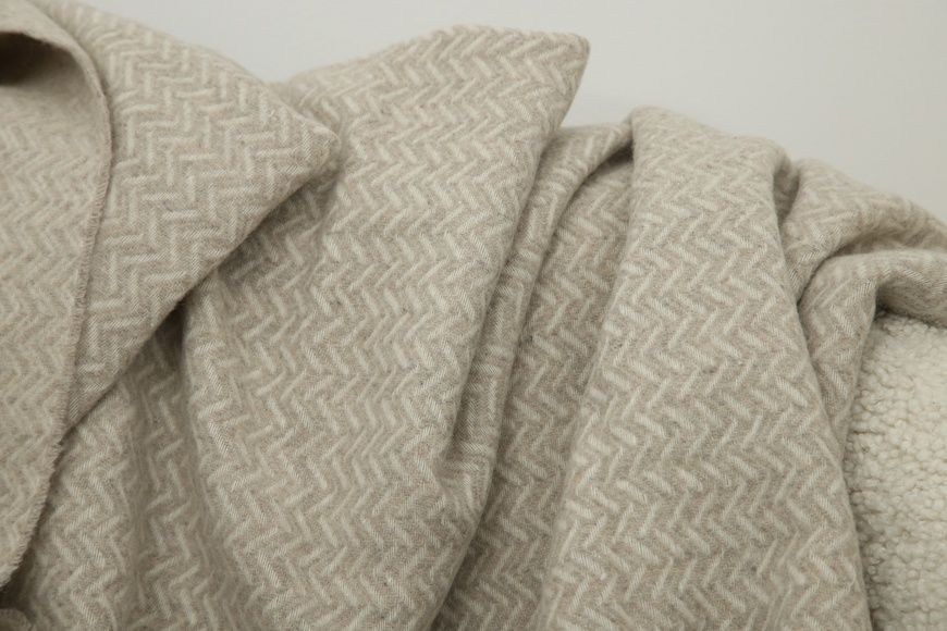 Beige woolen plaid (140x200), 140x200 cm